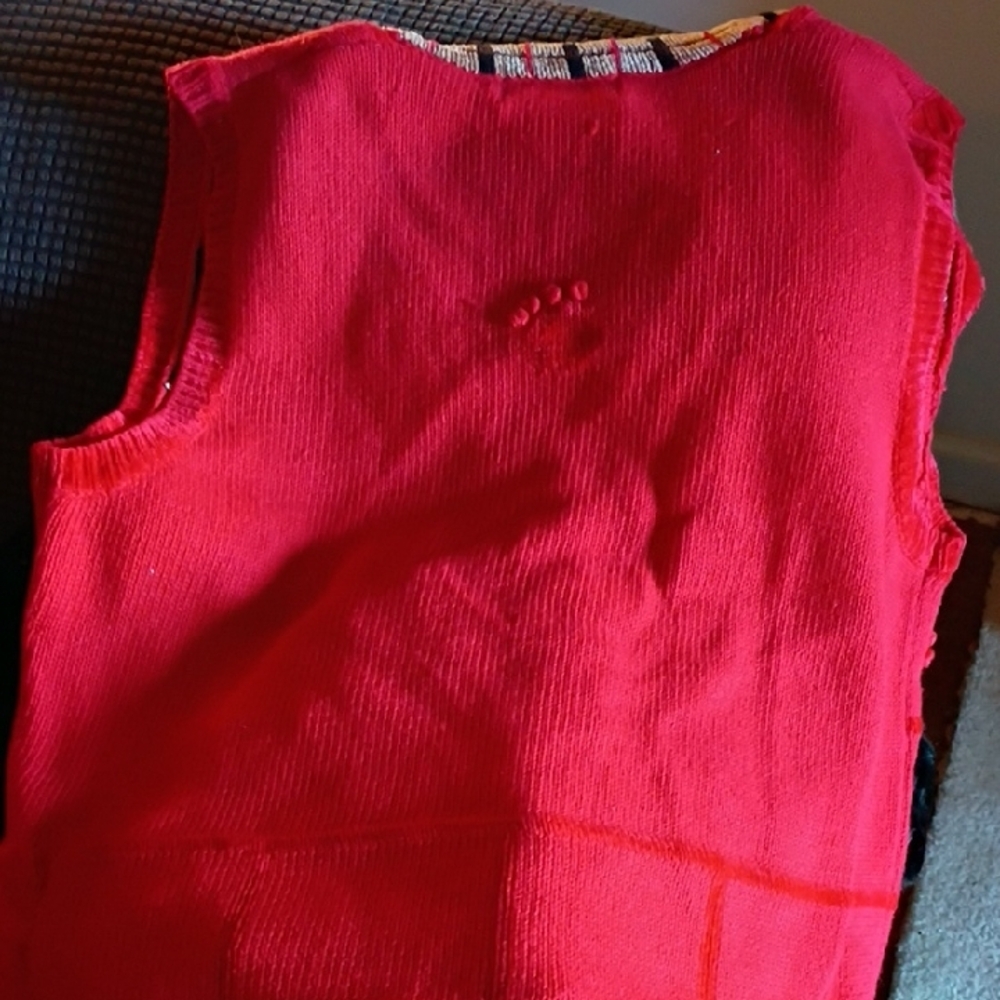 Vintage Berek Red Sweater Vest with Dog Motifs - Picture 3 of 6